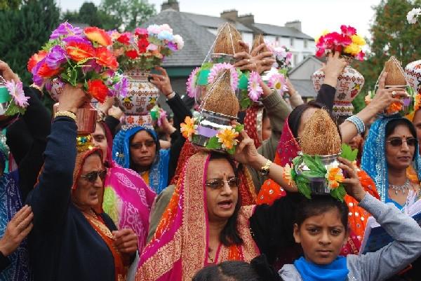 Hindu’s from all over the world, including monks from India, joined locals in the Lake District town of Bowness-on-Windermere to commemorate the teachings of Jeevanpran Shree Muktajeevan Swamibapa, founder of the Maninagar Shree Swaminarayan Gadi Sansth