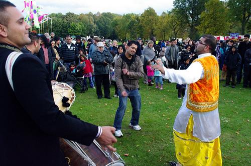 This year’s Dashehra Diwali Mela was another huge success with Bollywood dancers, fire shows and a fantastic firework display. Held in Platt fields Park and organised by the Indian Association of Manchester, the free event attracts people of all culture