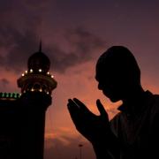 ‘A maximum of 5 worshippers should pray at mosque’ say senior clerics