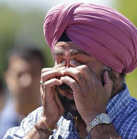 A community has been united in grief after gunman went on a rampage at a Sikh temple in in Oak Creek, Wisconsin.