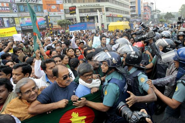 Asian Image: Pictures: Protest at Pakistan Embassy in Bangladesh