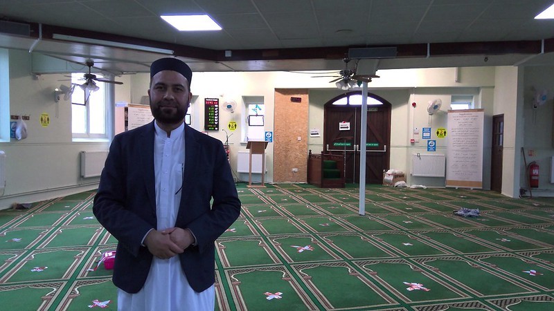 Support - Imam Iftikhar Ul Haque of the UK Islamic Mission Southend Masjid
