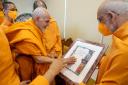 His Holiness Pramukh Swami Maharaj was presented with a ‘Certificate of Distinction’
