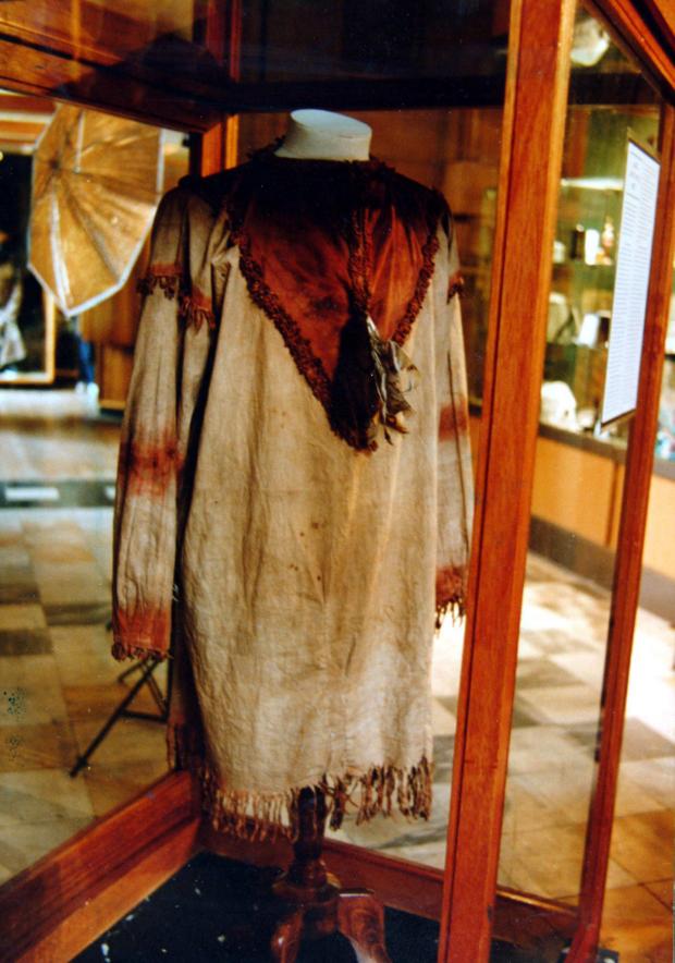 Asian Image: Ghost Dance Shirt returned home in 2000