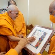 His Holiness Pramukh Swami Maharaj was presented with a ‘Certificate of Distinction’